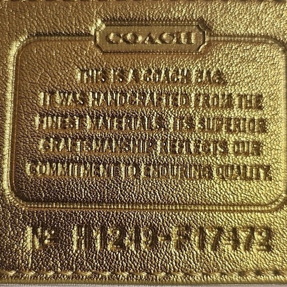 Coach Lurex New York Script Holiday Limited Edition Hobo F17472 - Picture 8 of 14